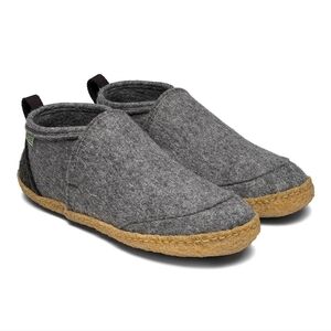 Kyrgies Gray Wool Slippers